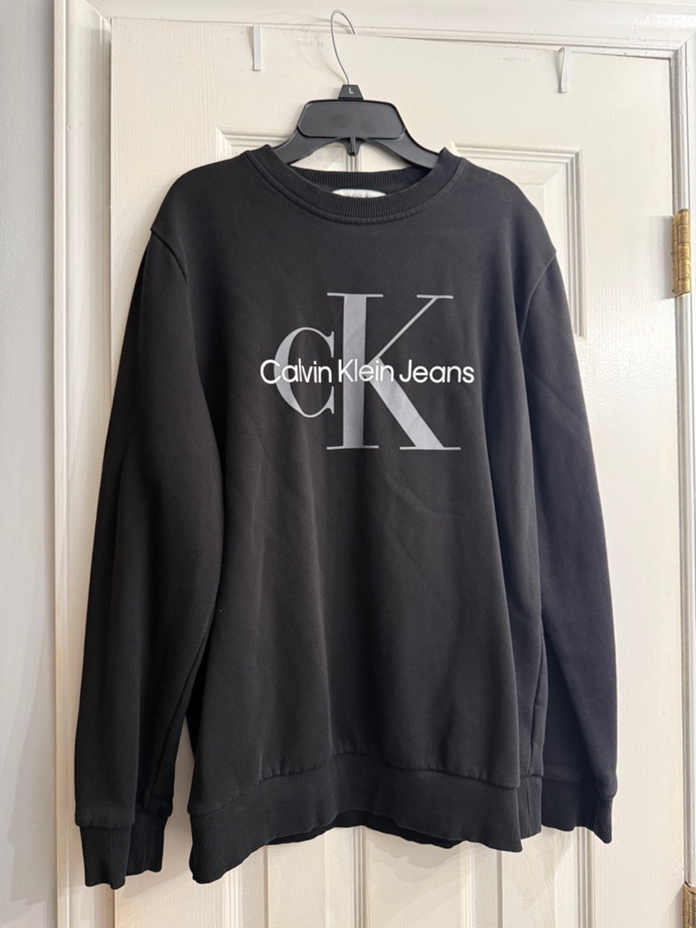 Calvin Klein Jeans Mens Black Crewneck with Large CK Logo size M